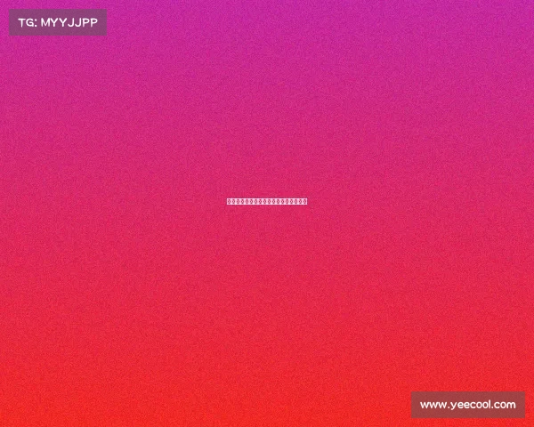 《电竞女神战袍：专属工装的高能美学》